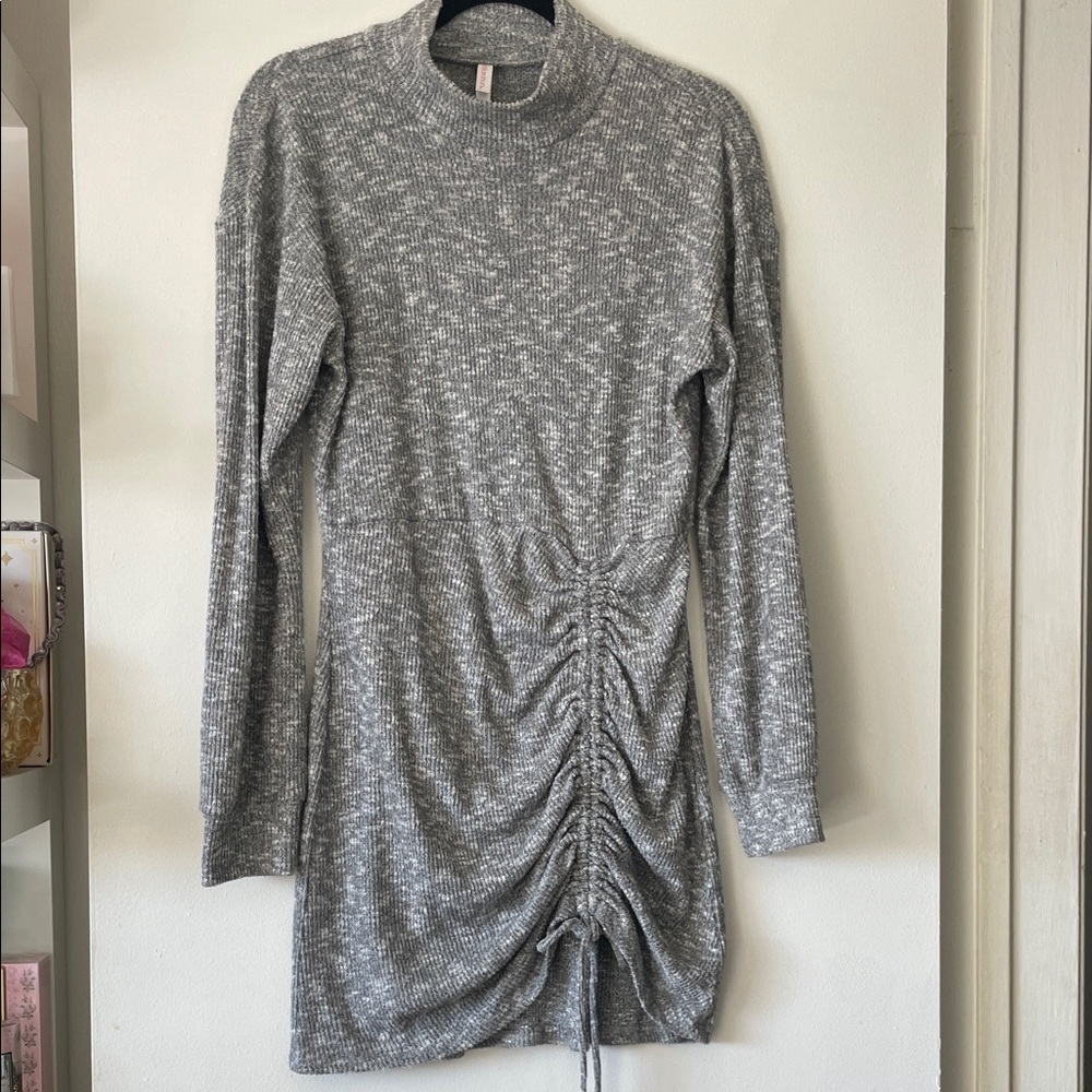 Ruched Long Sleeve sweater Dress|Xhilaration| Marled Gray| Medium| EUC